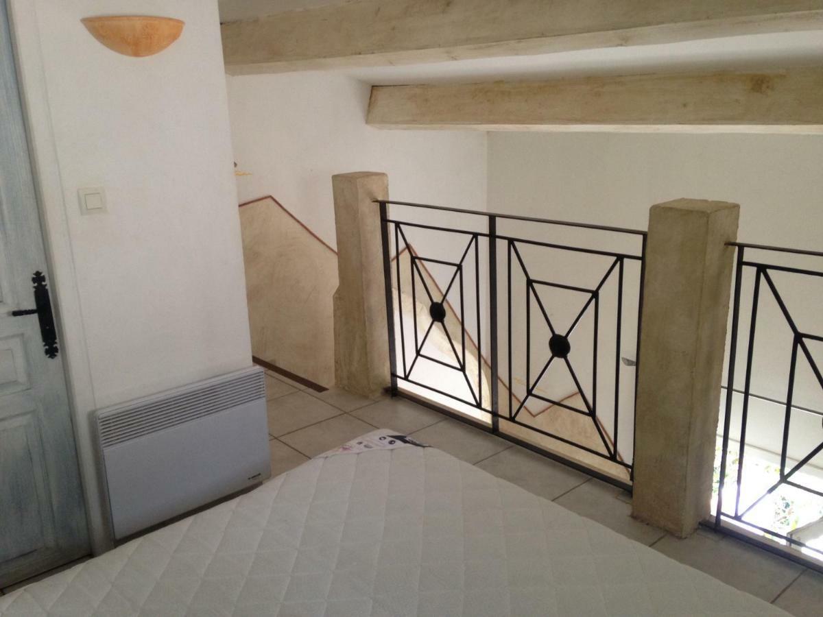 Duplex Hyeres Apartment Exterior photo